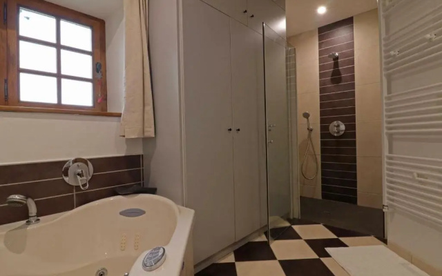 Gite Ceaucé, 6 pièces, 15 personnes - FR-1-497-142