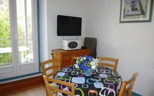 Apartment Studio Avec Mezzanine Et Balcon Sud, 2/4 Couchages