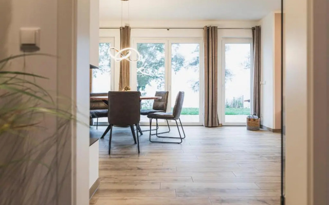 Traumhaftes Ferienhaus mit eigenem Seezugang sowie Sauna und Kamin