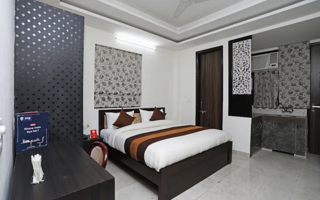 OYO 10581 Platinum Residency