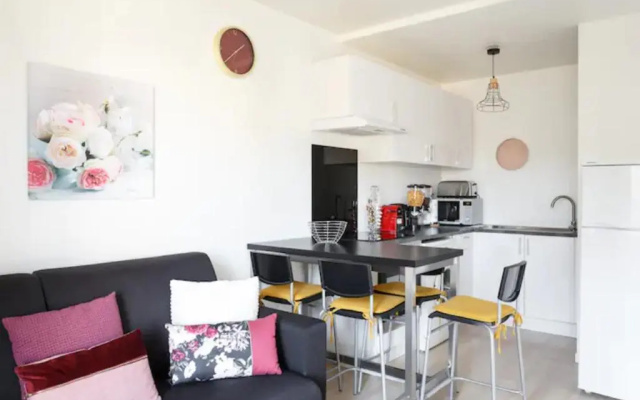 Appartement cozy: 10/15 min des Champs Élysée