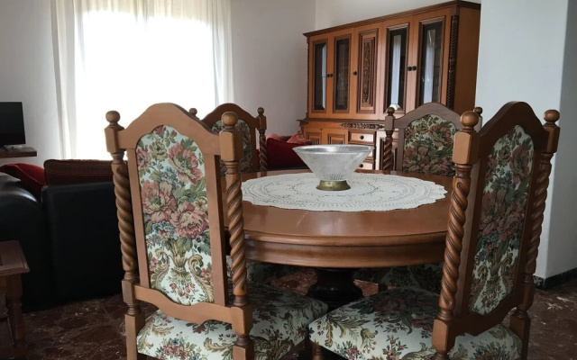 Valley View Apartment in Ameglia near Historical Center with Garden