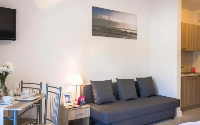 VacationClub - Aquamarina Apartment C-06