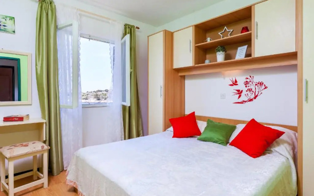 Holiday home Marija