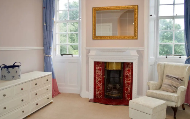 Spacious 3 Bedroom Home in the Grange Area