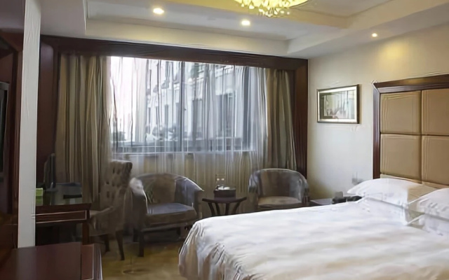 Jinou Hotel
