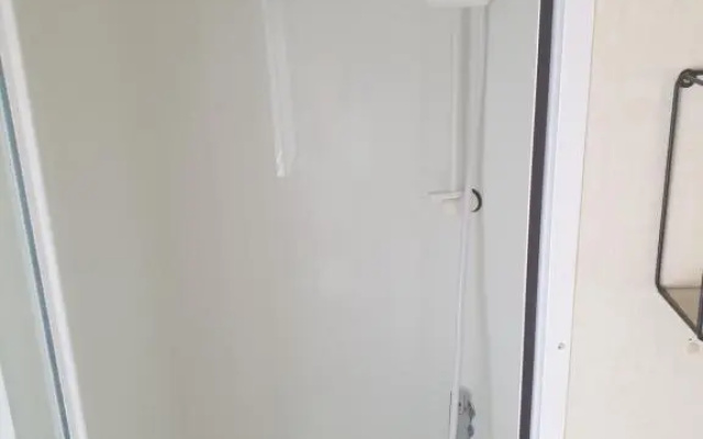 4 BERTH CARAVAN SILVER BEACH INGOLDMELLS number 90