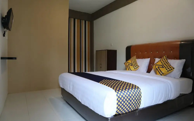 SPOT ON 1772 Hotel Penginapan Cemara Syariah