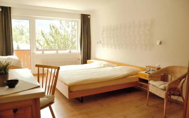 Aparthotel Montana