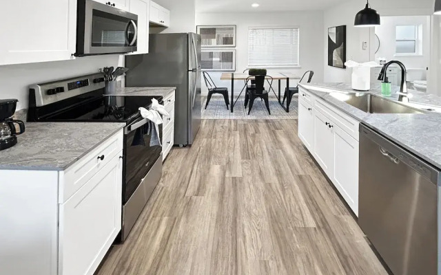 The Maverick Haus 3 Bedroom Townhouse