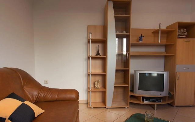Cozy Apartment in Malinska near Sea