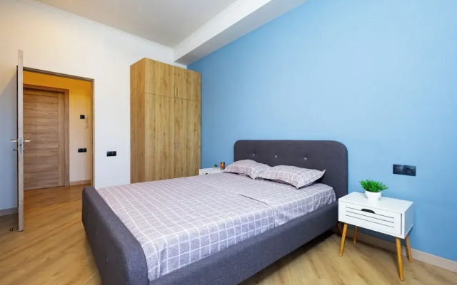 Apartments by Luxe Group DE114