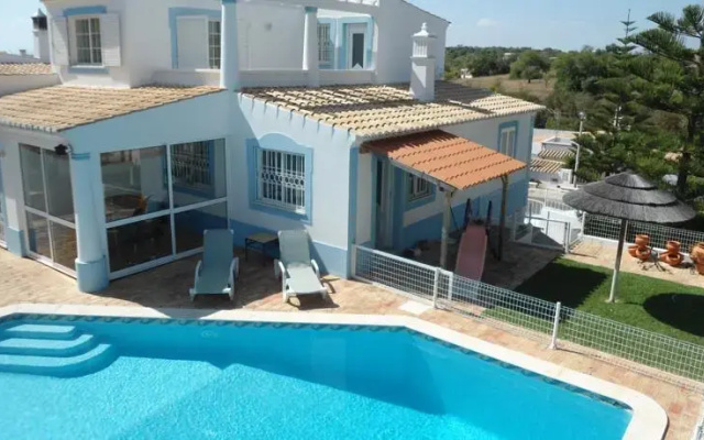 Alamos House