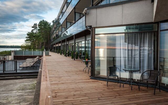 Апартаменты Pirita Beach & SPA Таллин вид на фасад