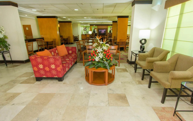 Wyndham Garden Monterrey Aeropuerto