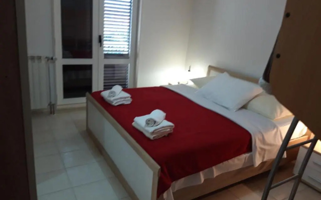 Sasa Apartments Kastel Stafilic Croatia