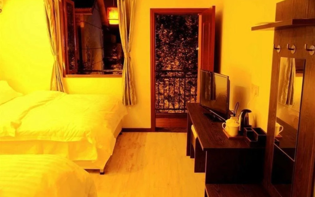 Chengdu Brocade Inn