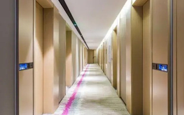 Lavande Hotel (Hohhot Helinger Development Zone)