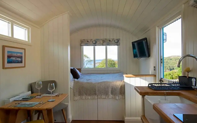 West Coast Hideaways