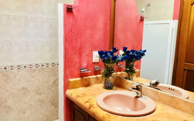 Room-sunset Double Room in Stunning Vill