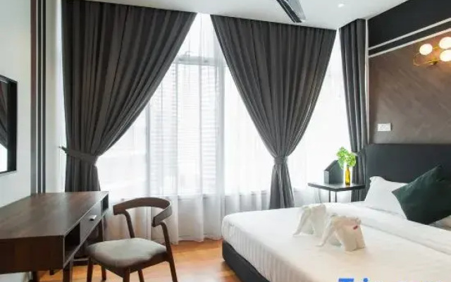 Sky Suites KLCC by GHM