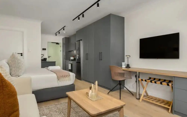 The Sage Luxury Studio714 Sea Point CPT