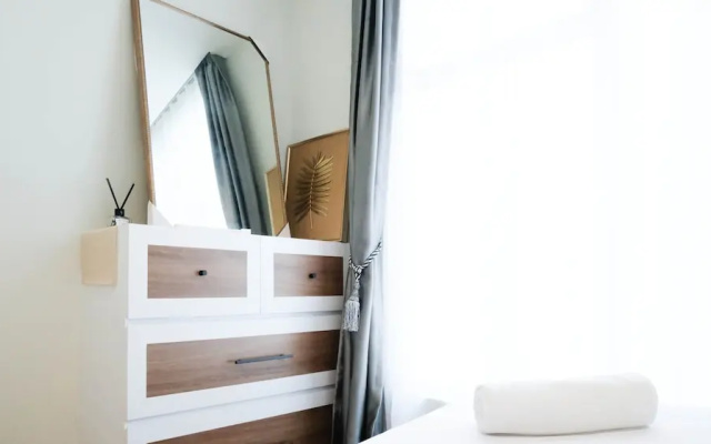 Aesthetic 2Br Connected To Mall At Supermall Mansion Apartment