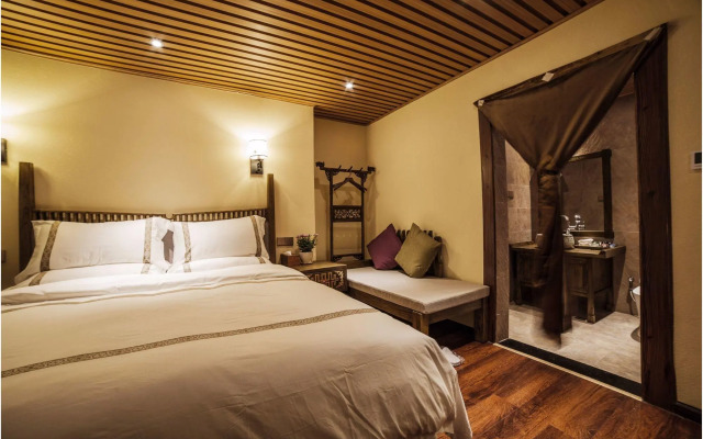 Blossom Dynasty Inn