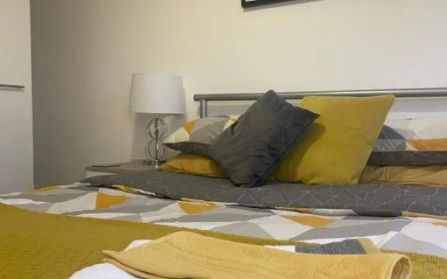 #0608 Lovely 1 Bedroom apartment - free parking