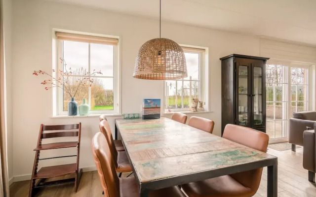 Tastefully Furnished Holiday Home