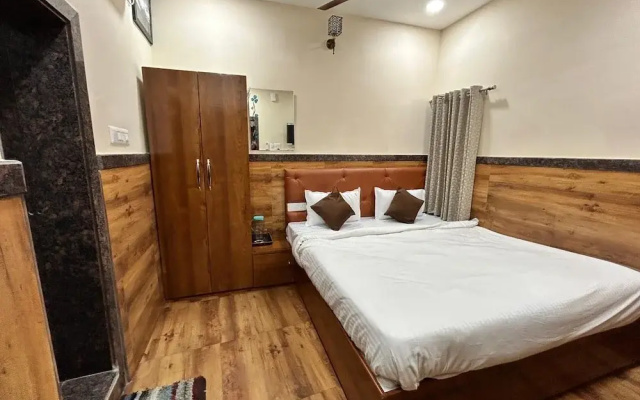 Amma Rooms and Dormitory