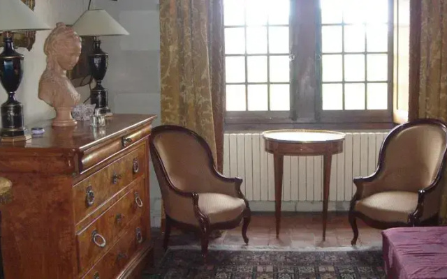 Prieure De La Chaise