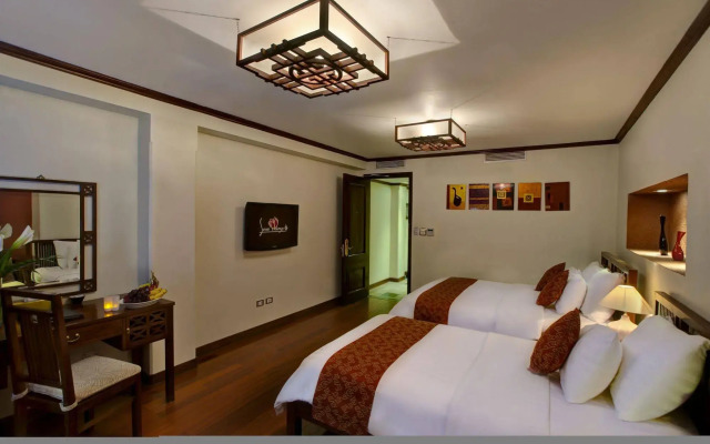 Golden Lotus Hotel