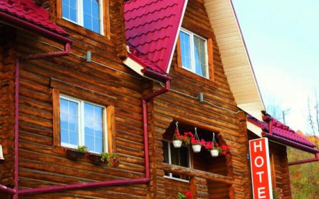 lian Family Hotel & Restaurant вид на фасад