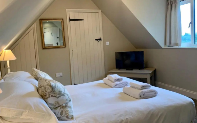 Fox Inn