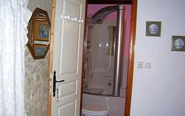 Chambres d'Hôtes les Chenes