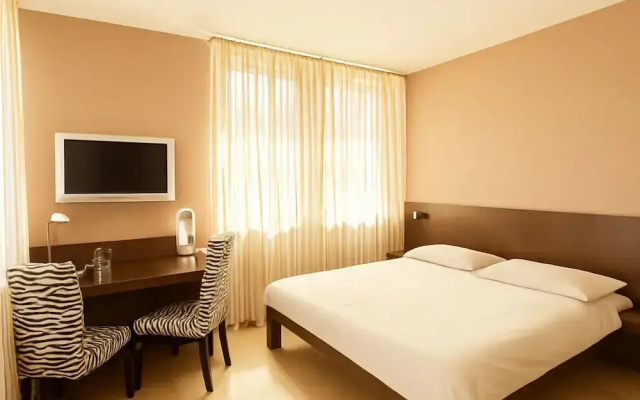Hotel Quers Inn