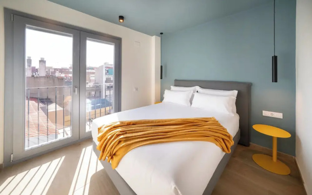 Sun & Moon Aparthotel