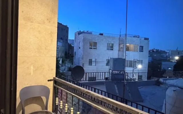 313 Tara-jre Jabal Al Lweibdeh With Stunning View