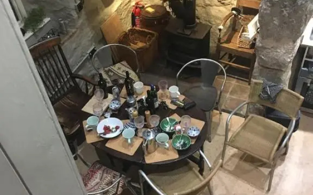 1 Bryn Tirion Uchaf