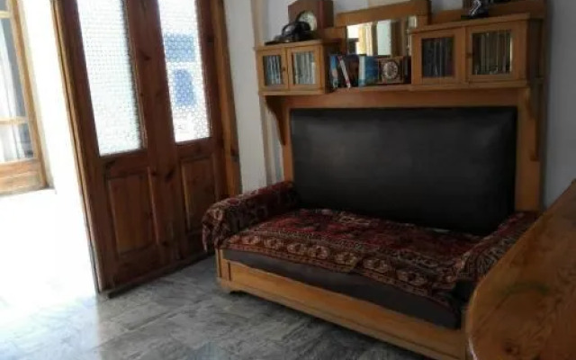 Hotel Mosque baland