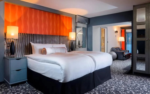 Hampton Hotel