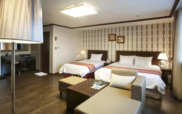 Tongyeong Anchovy tourist Hotel