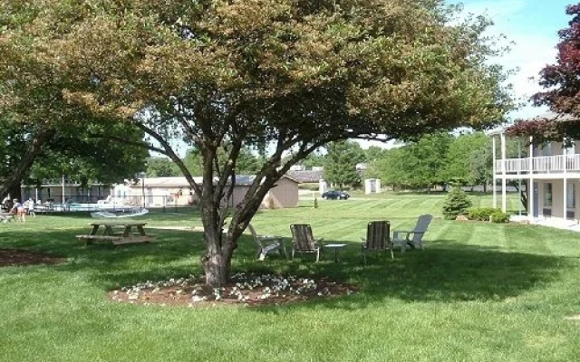 A Summerhouse Inn