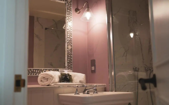 The Grosvenor Stockbridge