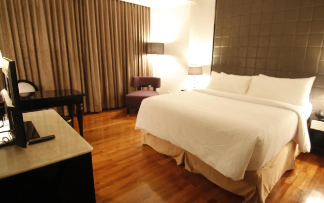 Diradja Hotel