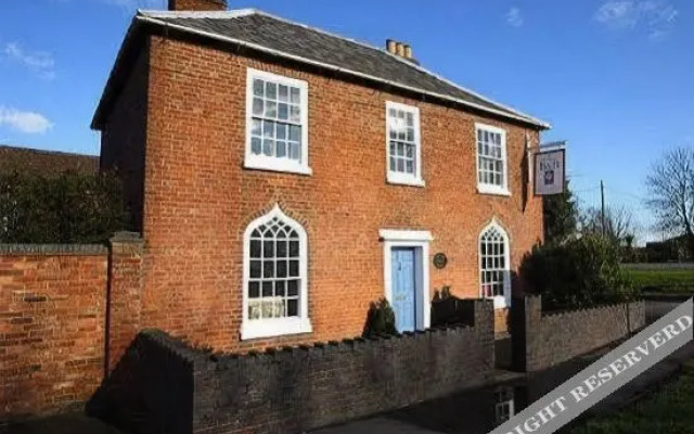 The Old House B And B
