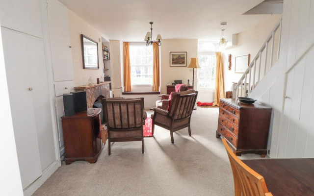 Brackenbury Cottage