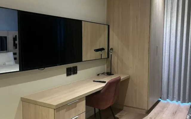 Luxury Apartment Sandton / no Loadshedding / Dstv