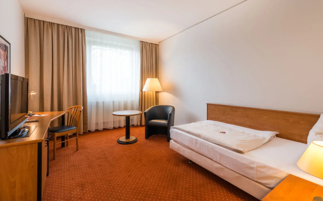 NOVINA HOTEL Südwestpark Nürnberg